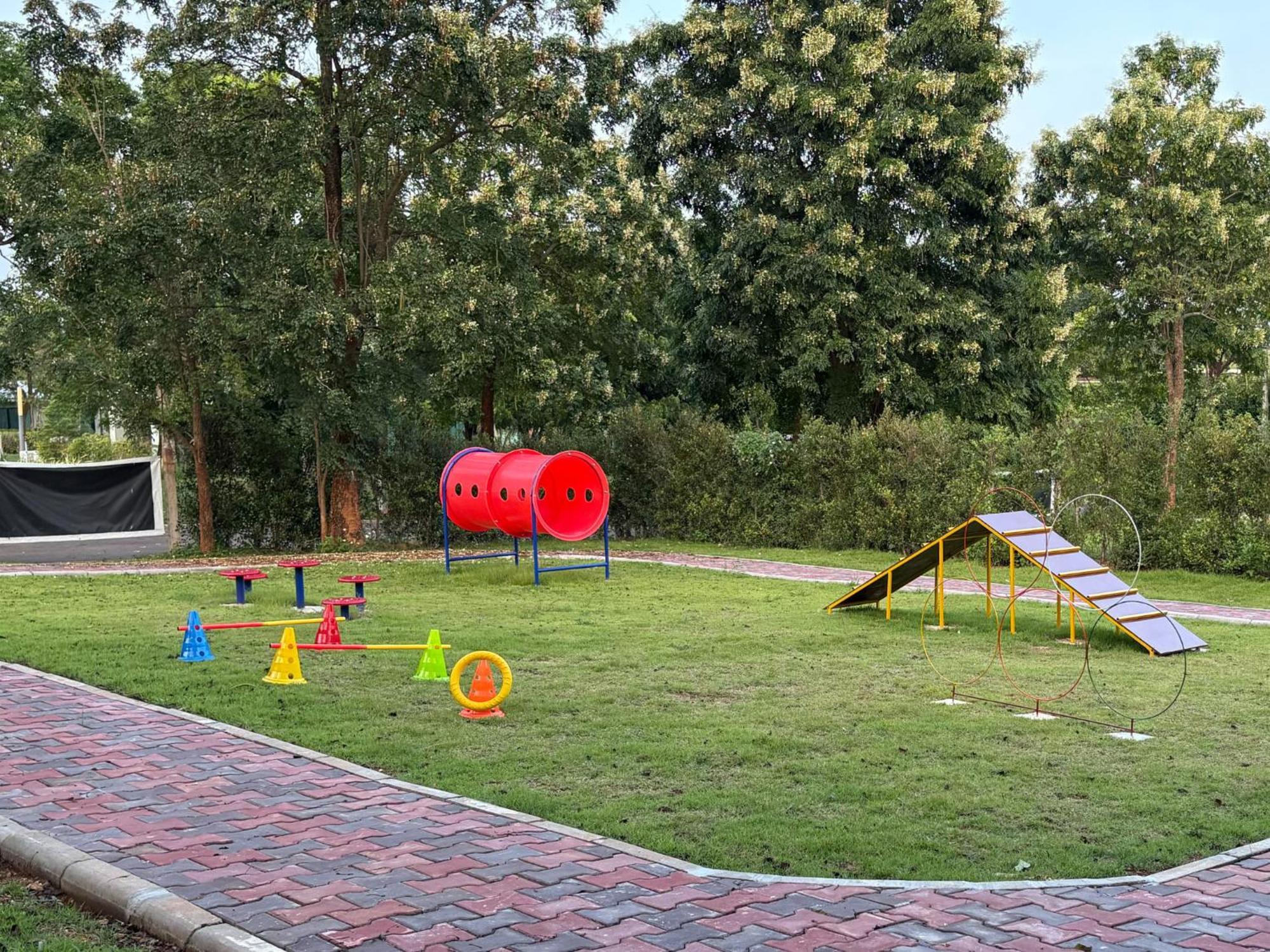 dusitD2 Khao Yai Hotel Mu Si Bagian luar foto